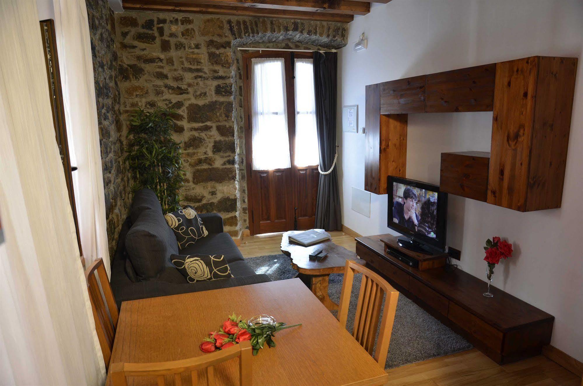Apartamentos Spa Cantabria Infinita Cillorigo de Liebana Exterior photo